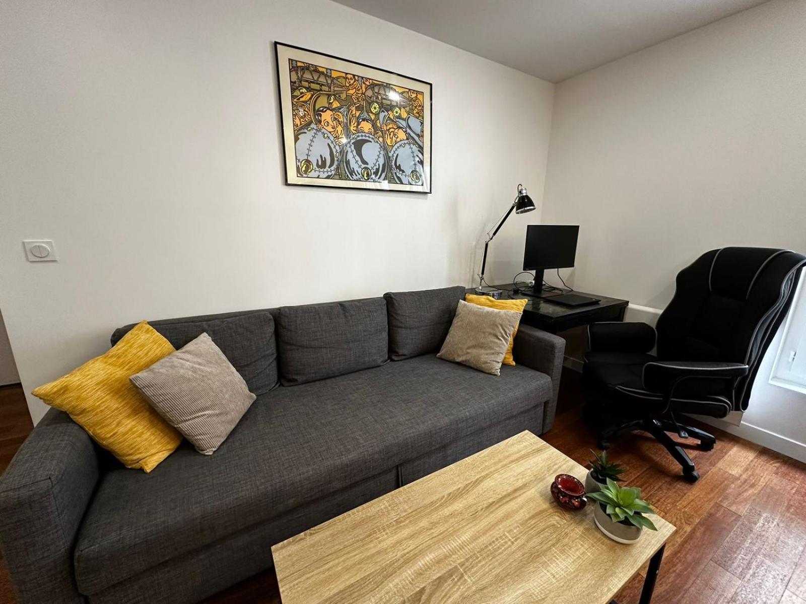 Cozy Parisian Flat In 11th Arr Paris